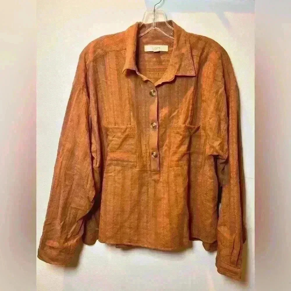 Loft size L women’s pullover button up - Picture 3 of 7